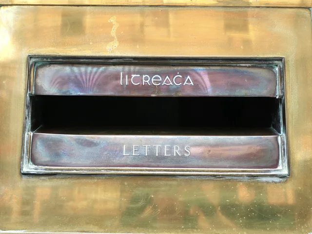 Bilingual Irish-English letter-box at Cork General Post Office , in which 'litreacha' means 'letters' in Irish. Bilingual communications Canada: PR campaign planning
