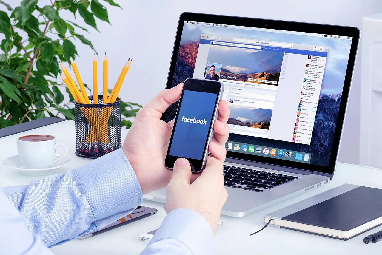 facebook, social media, social media marketing, smartphone, laptop, workspace, office break, office hour, desk, facebook marketing, facebook ads, facebook ads, facebook ads, facebook ads, facebook ads, facebook ads. Brand reputation management tools: coverage and quoted cost models to compare