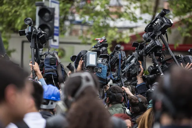 press, camera, the crowd, journalist, news, curiosity, live broadcast, newspaper, television, important, press, press, press, press, journalist, journalist, journalist, journalist,. CRTC Broadcast PR Rules Canadian Teams Overlook